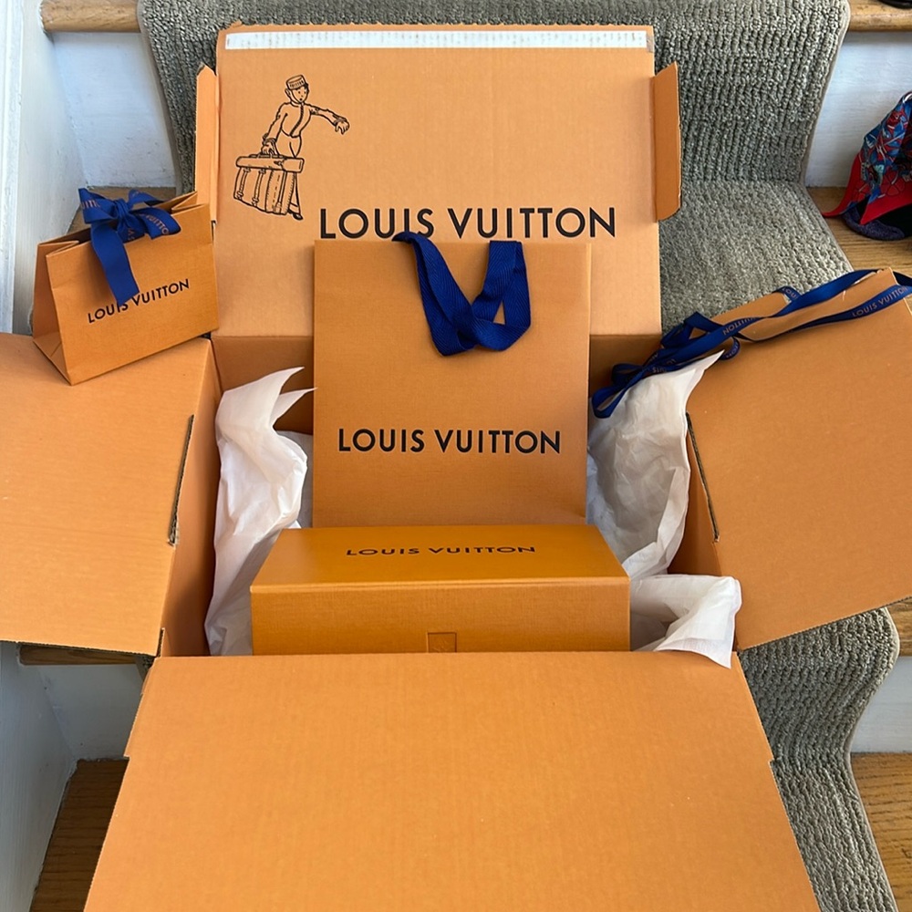 Louis Vuitton empty box